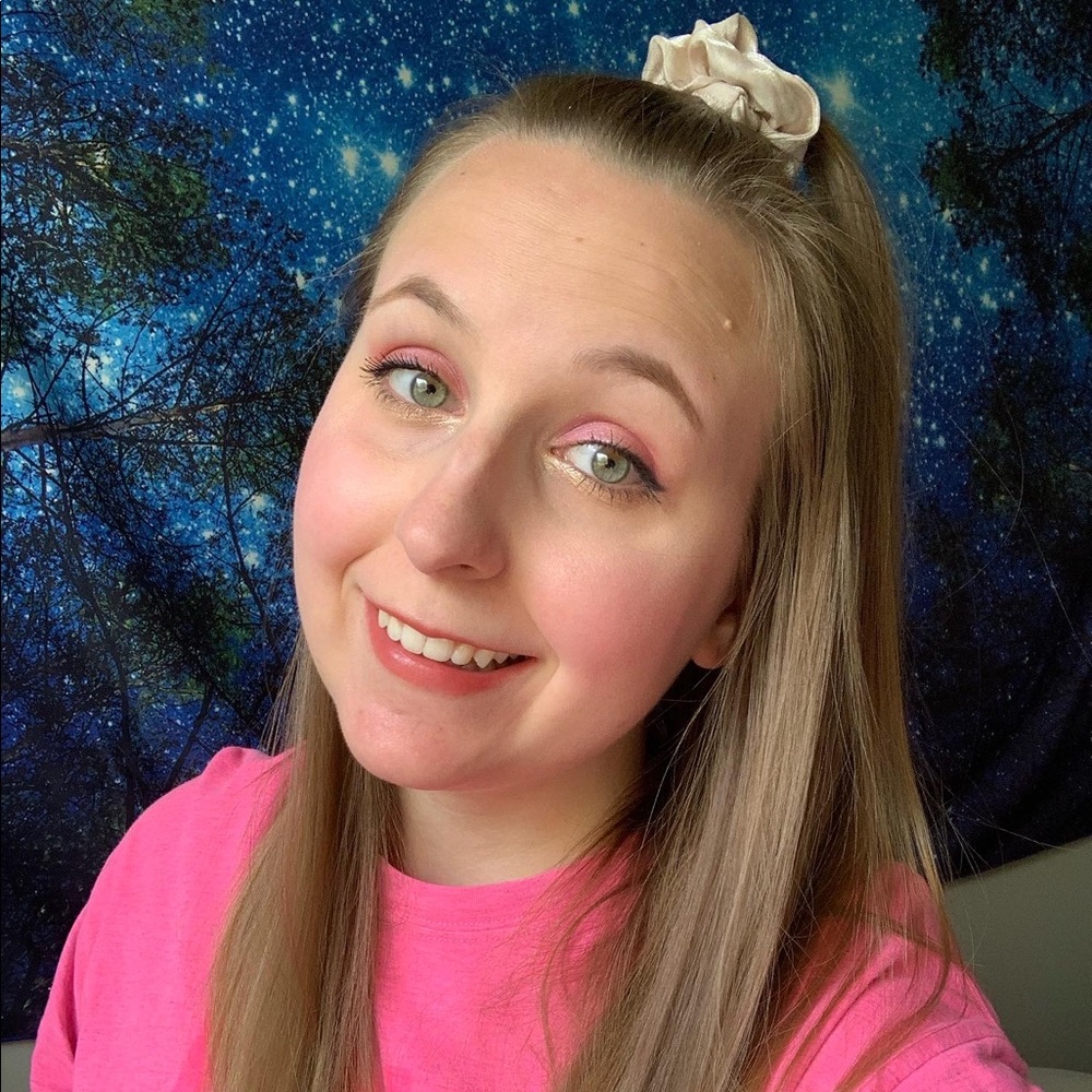 Meet your Posher, Kelli